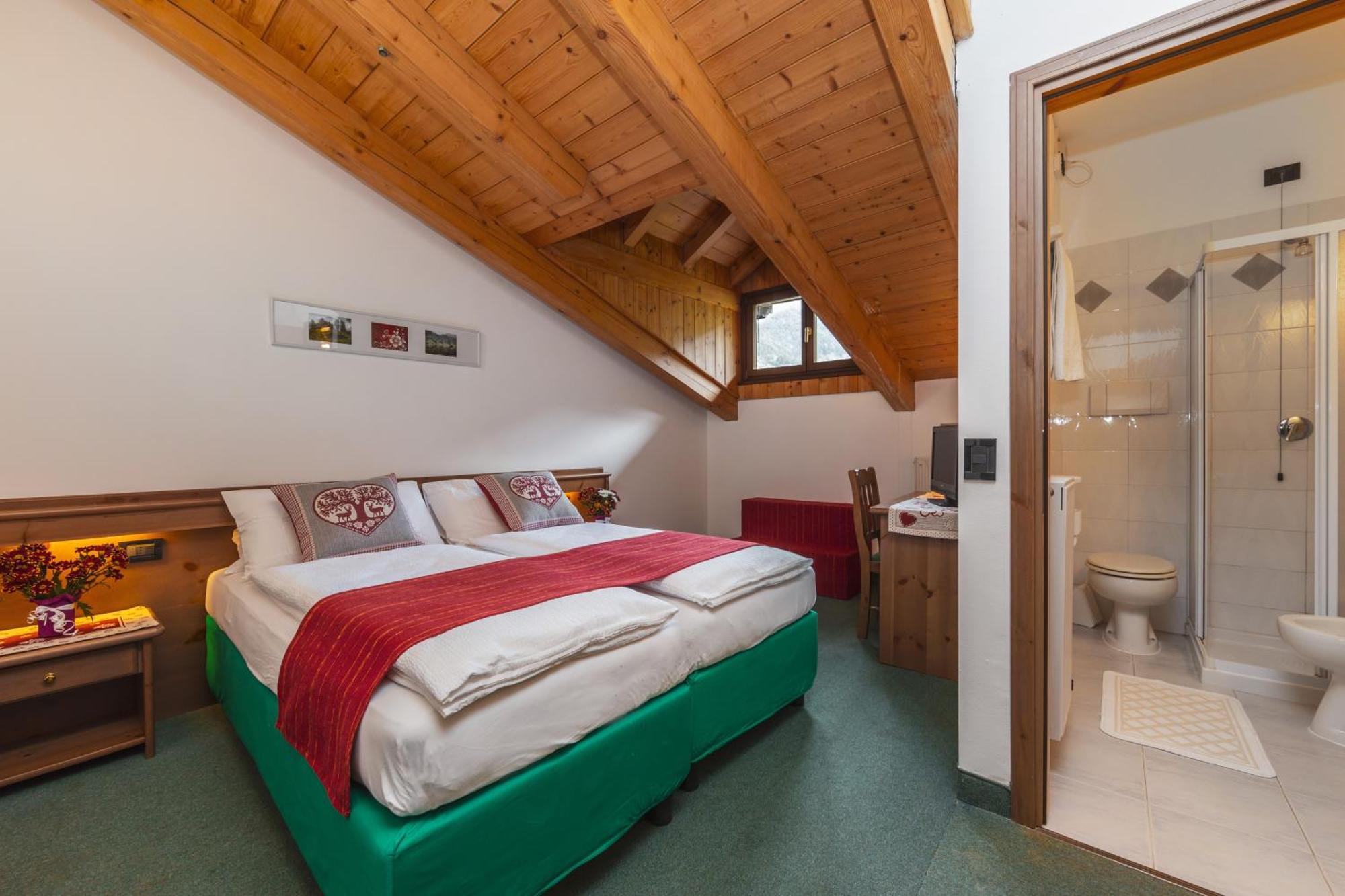 Cadria Nature & Bike Hotel Lenzumo di Concei Екстер'єр фото