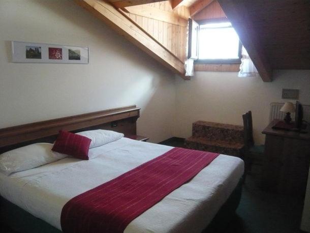Cadria Nature & Bike Hotel Lenzumo di Concei Номер фото